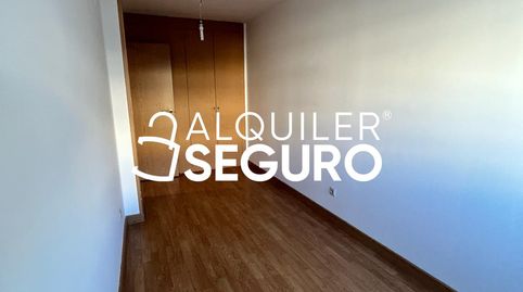 Foto 4 de Piso de alquiler en Pedro I , Espartales, Alcalá de Henares
