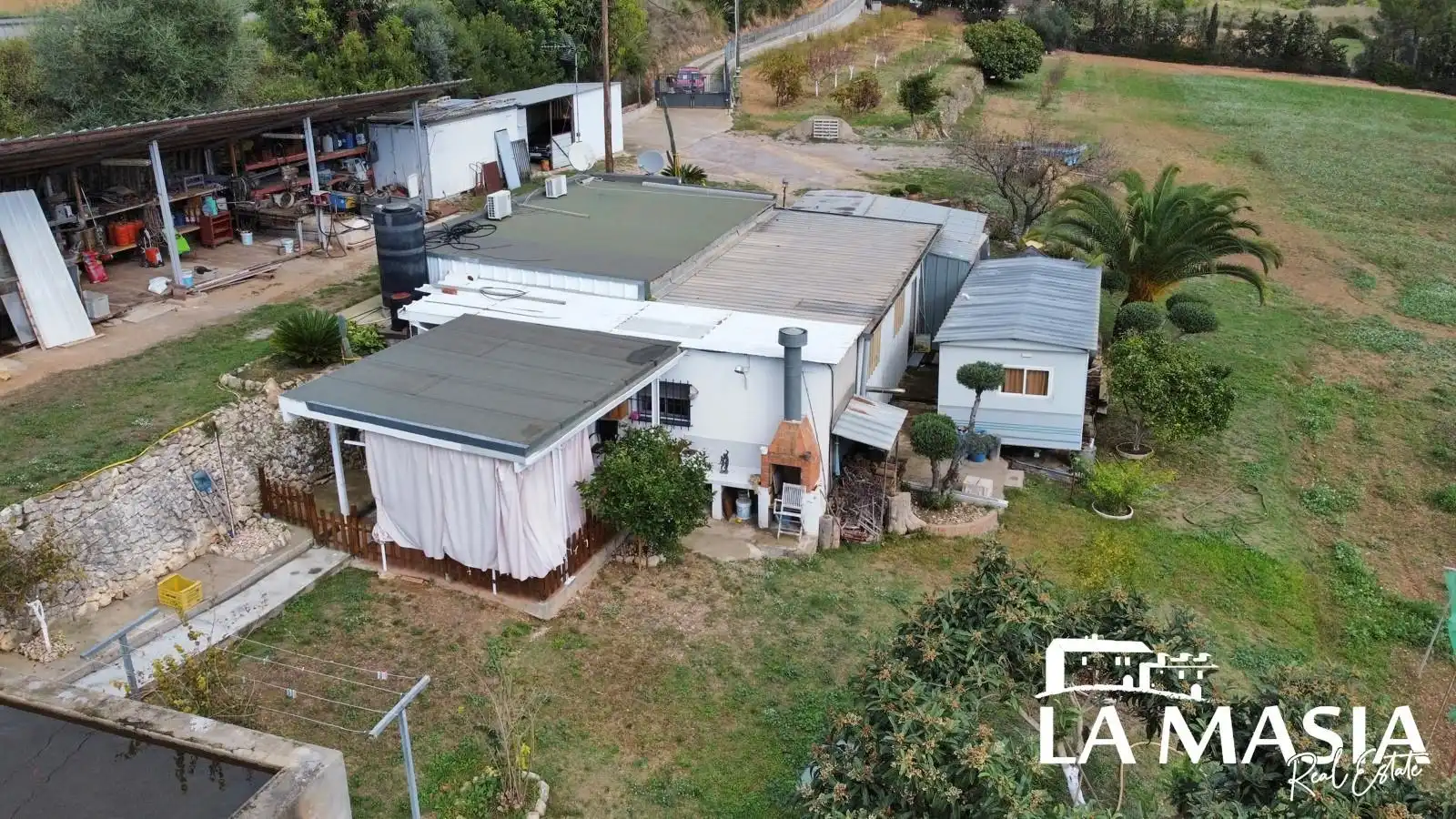 Vista exterior de Finca rústica en venta en Olivella con Aire acondicionado, Calefacción y Trastero
