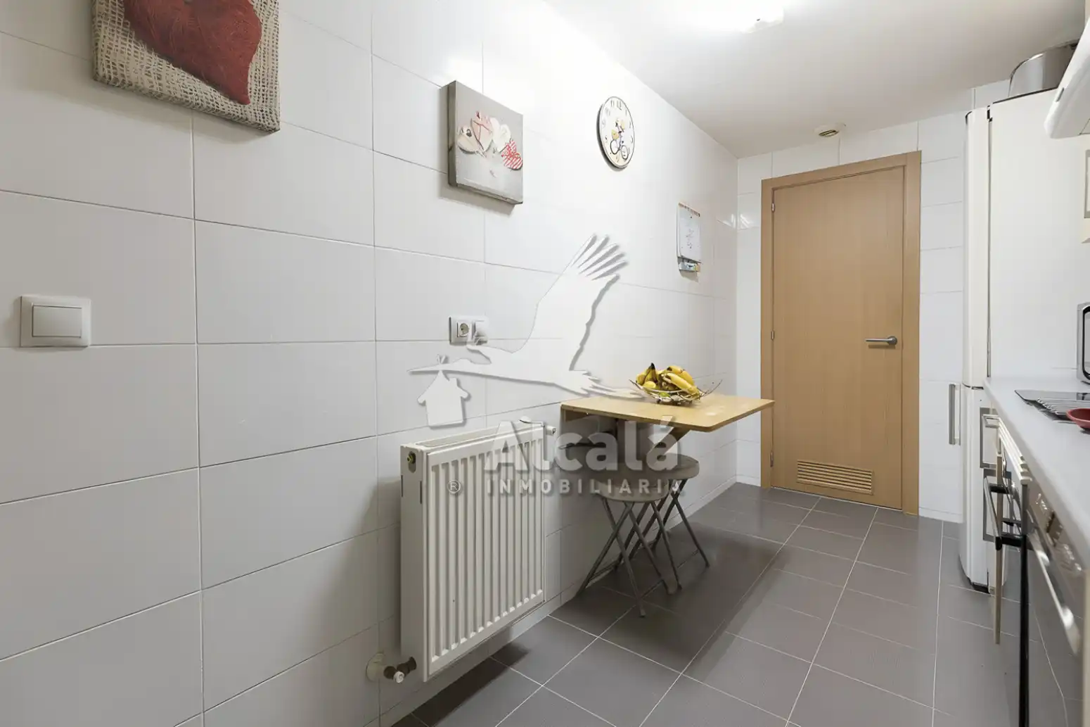 Wohnung zum Verkauf in Villalbilla mit Klimaanlage, Heizung und Terrasse