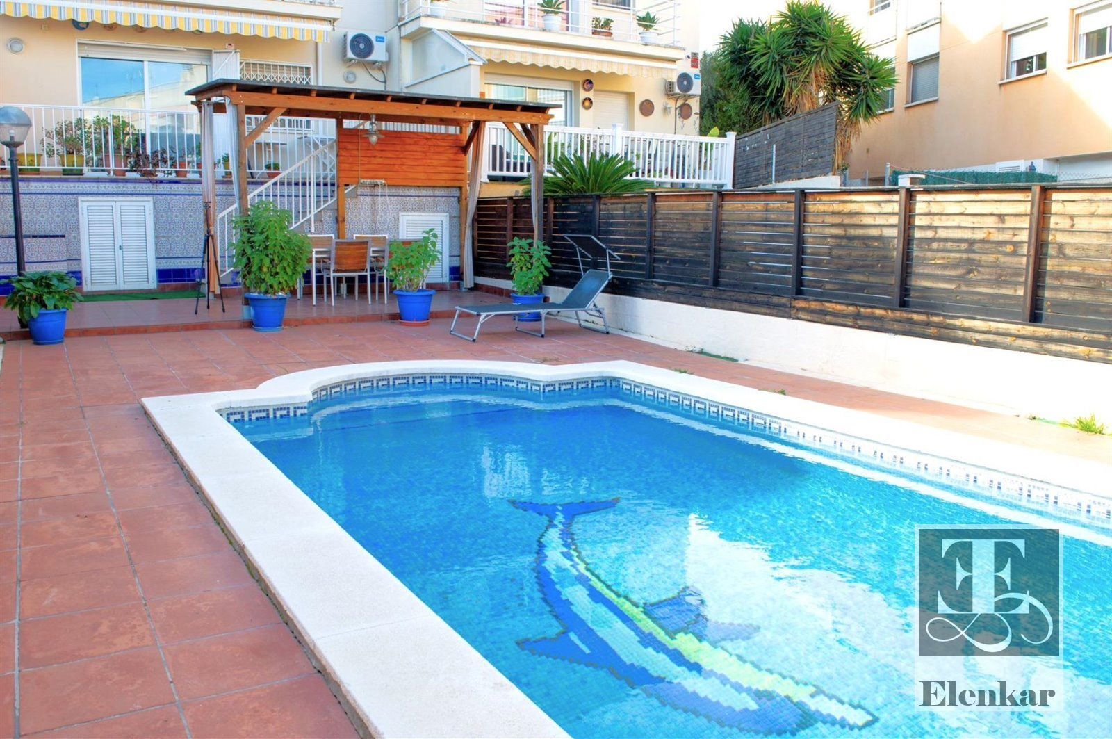 Swimming pool of Single-family semi-detached for sale in Vilanova i la Geltrú  with Storage room and Swimming Pool