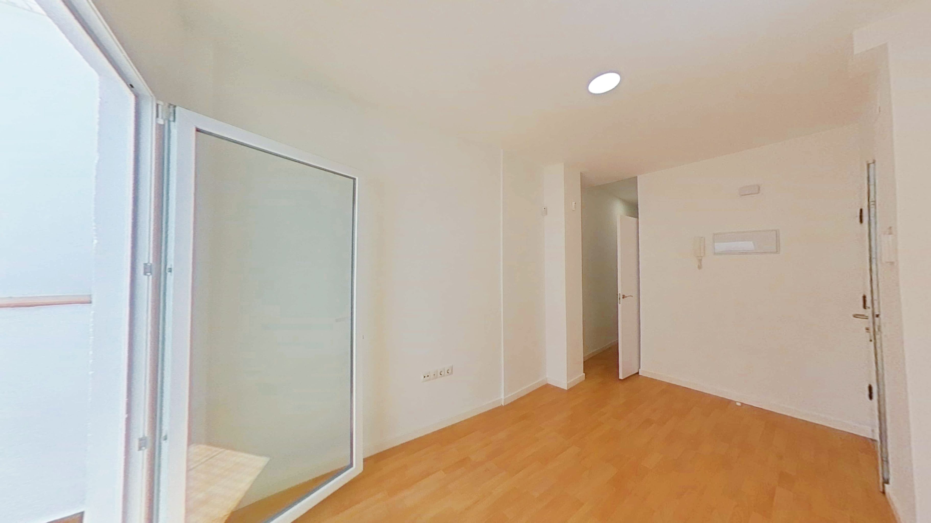 Flat for sale in  Madrid Capital  with Heating, Parquet flooring and Terrace
