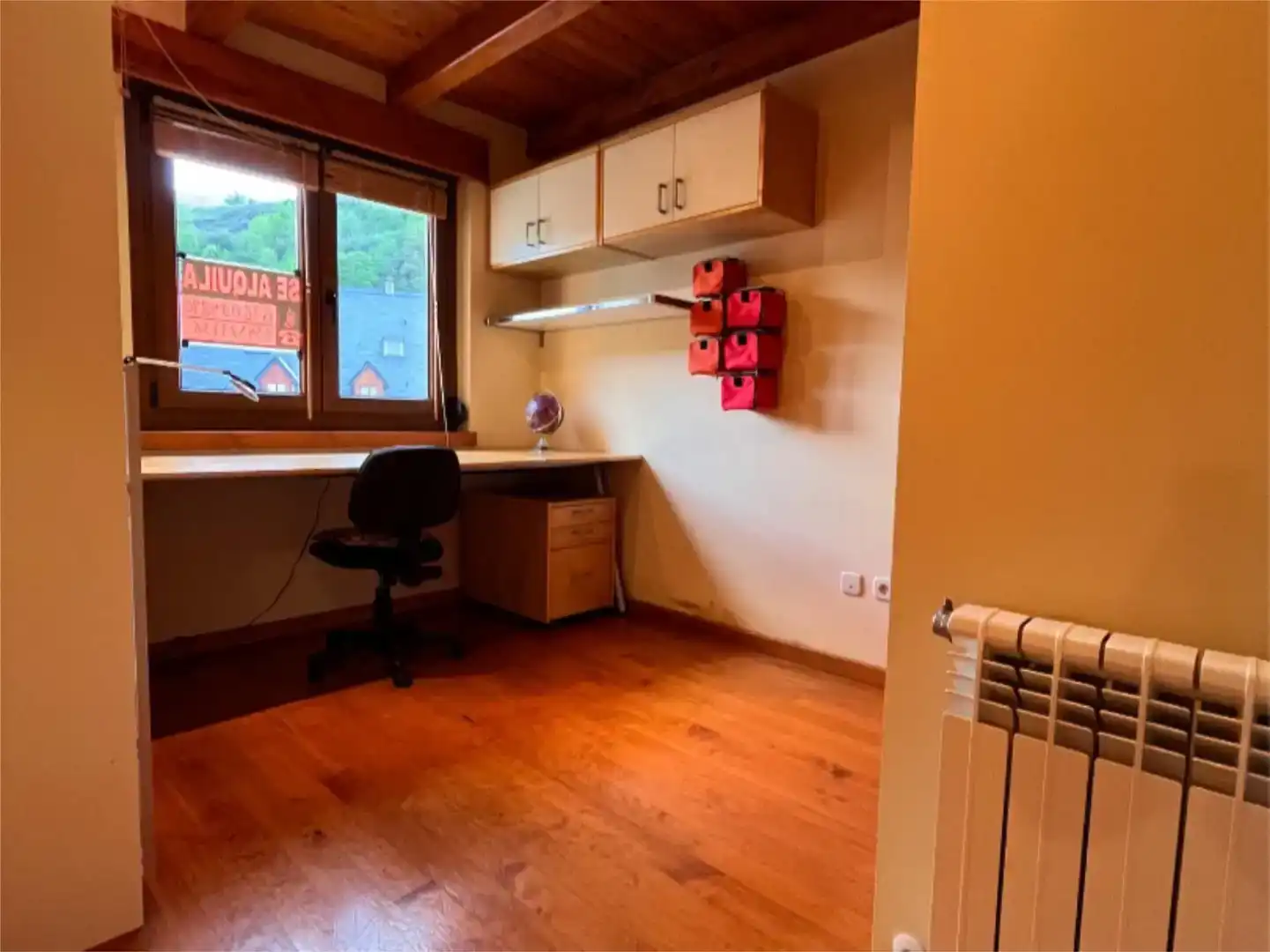 Piso de alquiler en Naut Aran con Parquet, Trastero y Amueblado
