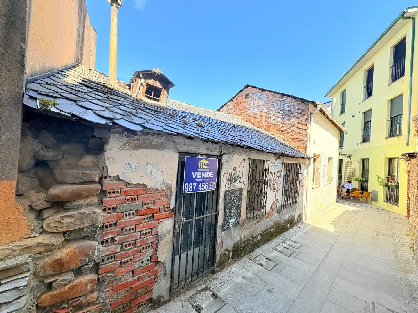Vista exterior de Casa o xalet en venda en Ponferrada