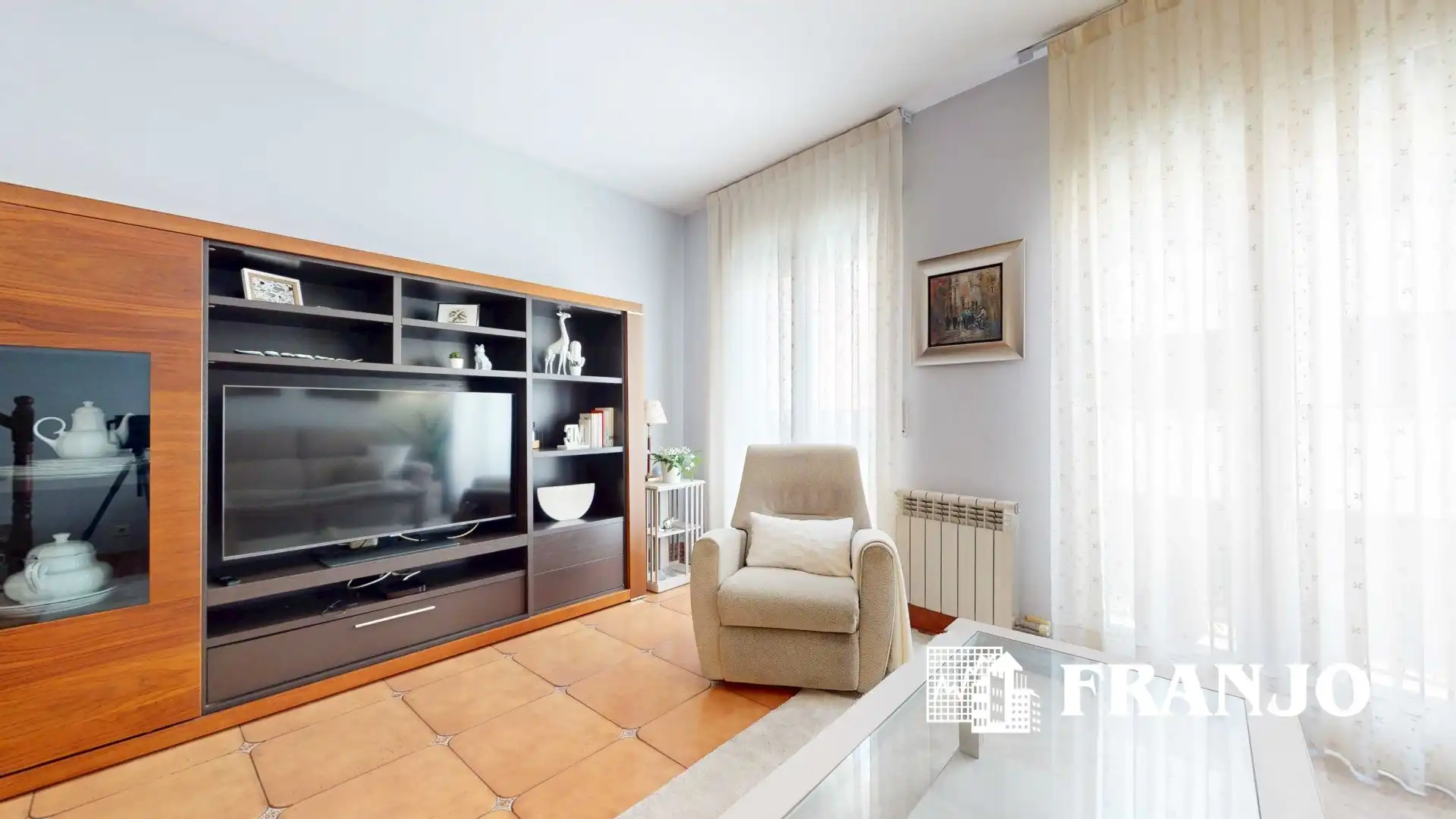 Sala de estar de Casa adosada en venta en Barberà del Vallès con Aire acondicionado, Calefacción y Terraza