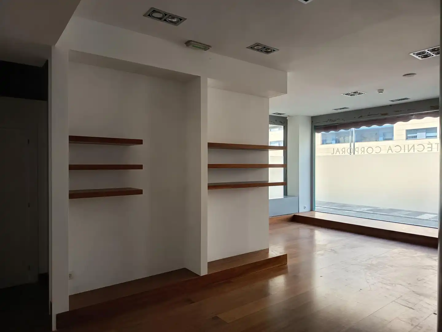 Business premises for sale in Avenida de Pamplona, imagen 4