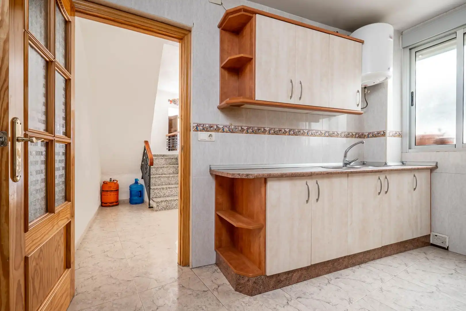 Cuina de Casa o xalet en venda en Guadix