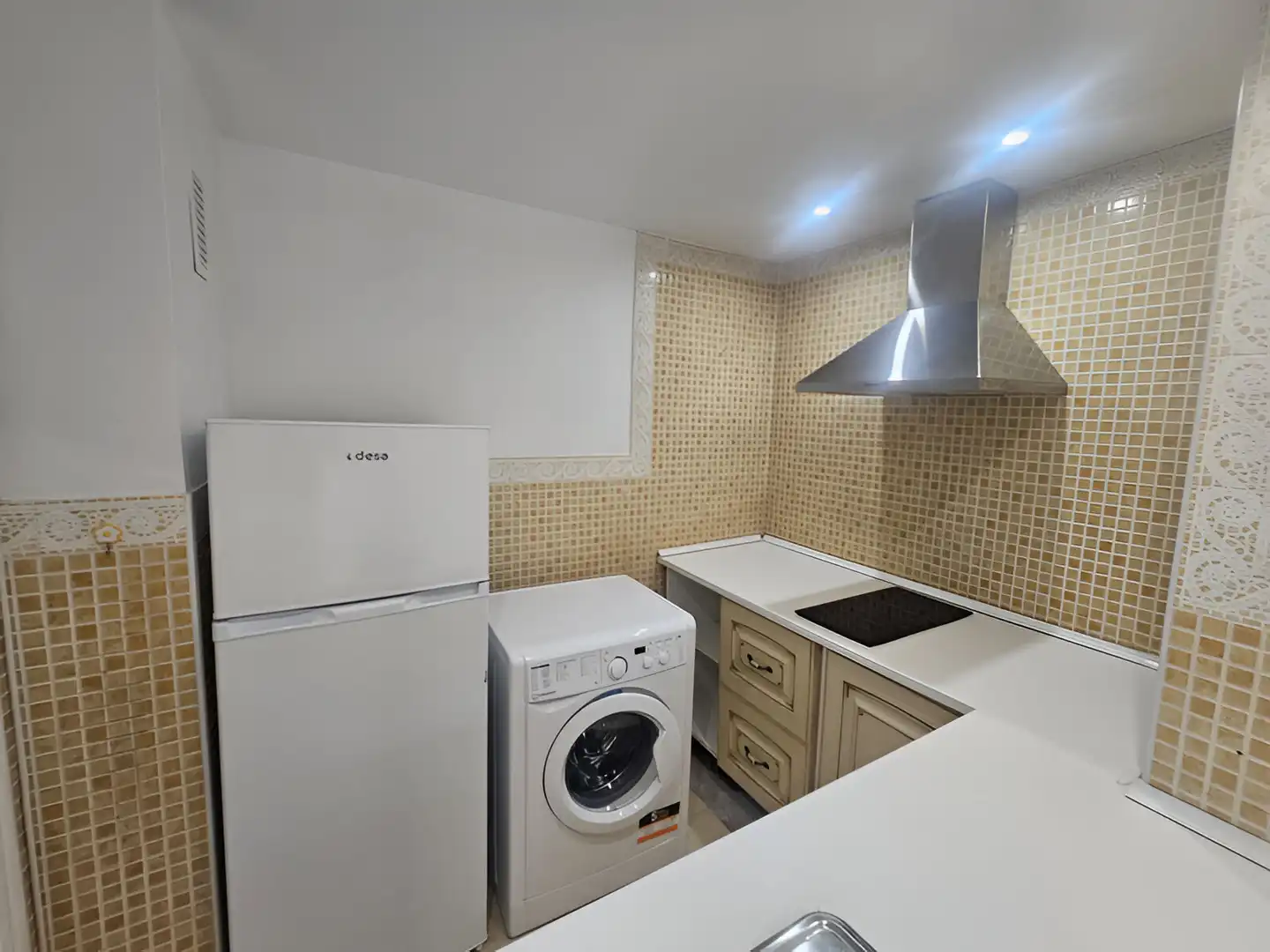 Apartamento con piscina en venta en Calahonda, imagen 34