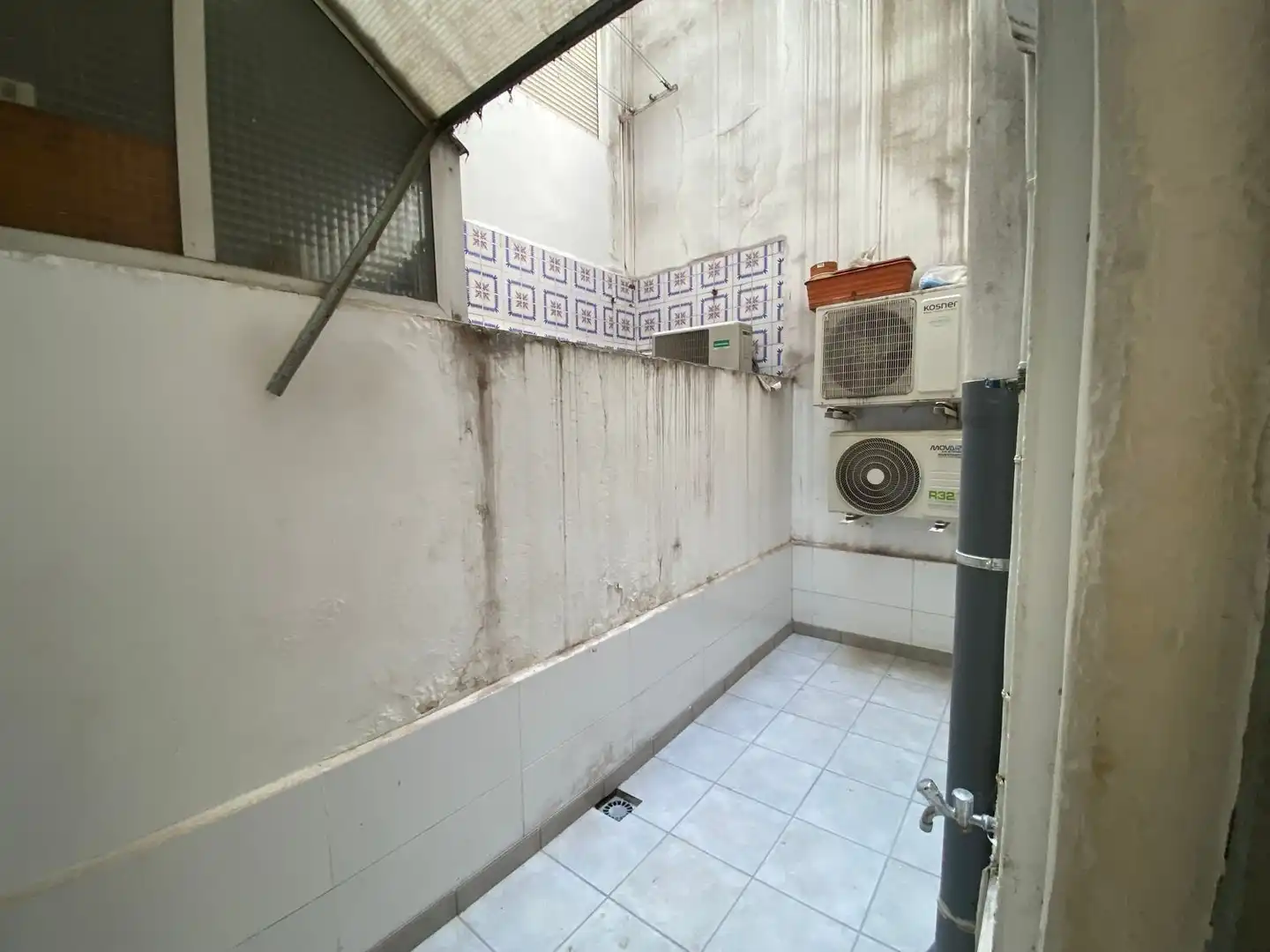 Gewerbefläche zur Miete in Calle de Mossèn Jaume Soler i Puigvert, imagen 2