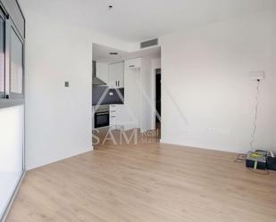 Bedroom of Flat for sale in Terrassa  with Parquet flooring