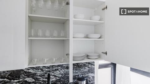 Foto 5 de Estudi per a compartir a Castillejos - Cuzco,  Madrid Capital