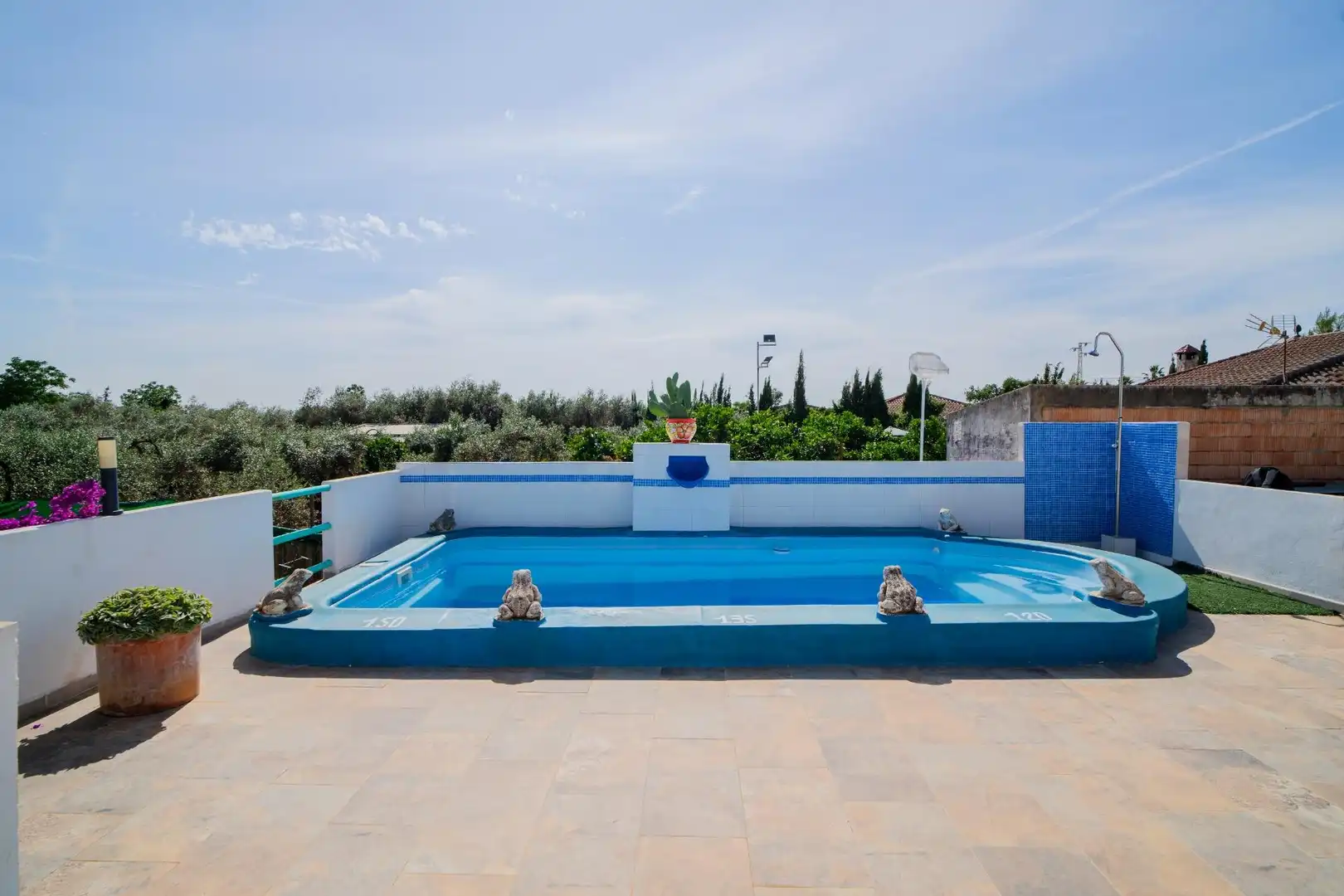 Swimming pool of Houses for sale in Carmona  with Air Conditioner, Private garden and Terrace