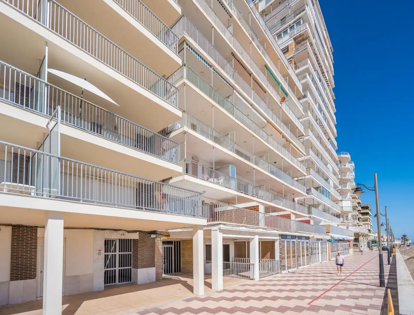 Vista exterior de Apartament en venda en Sueca amb Terrassa
