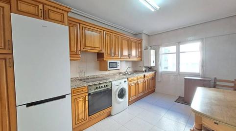 Foto 2 de Piso en venta en Calle Alejandro Yagüe, Gamonal - San Bruno - G9, Burgos
