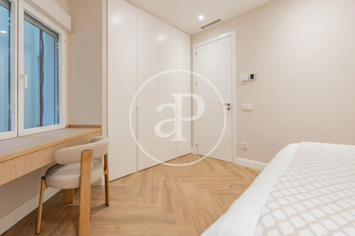 Schlafzimmer von Wohnung zum Verkauf in Madrid mit Klimaanlage, Heizung und Abstellraum