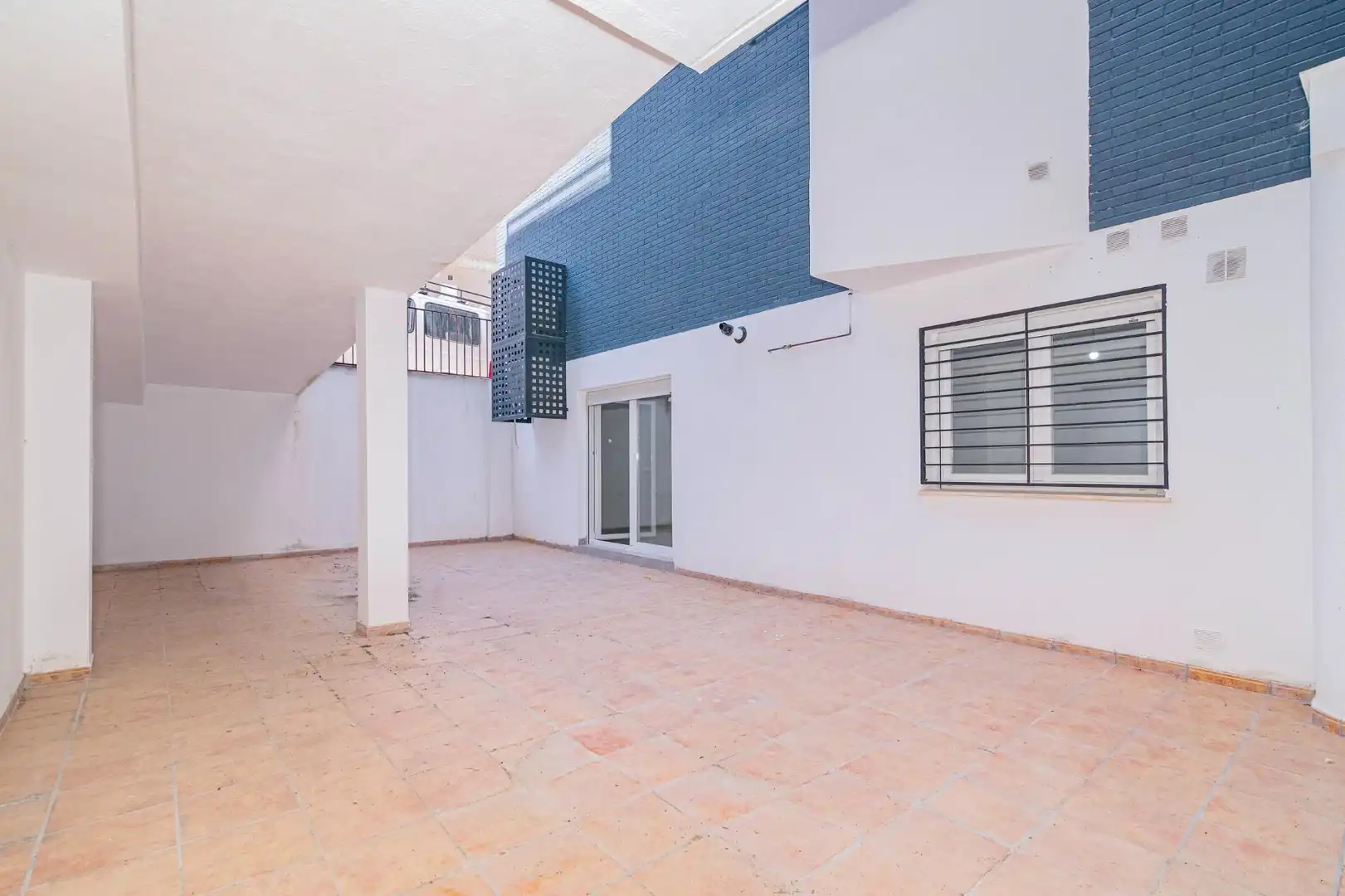 Terraza de Piso en venta en Pinos Genil con Aire acondicionado, Calefacción y Terraza