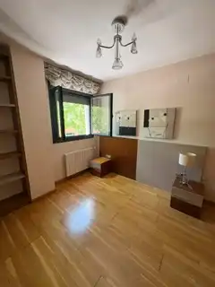 Habitación de Piso en venta en Valladolid con Calefacción, Terraza y Trastero