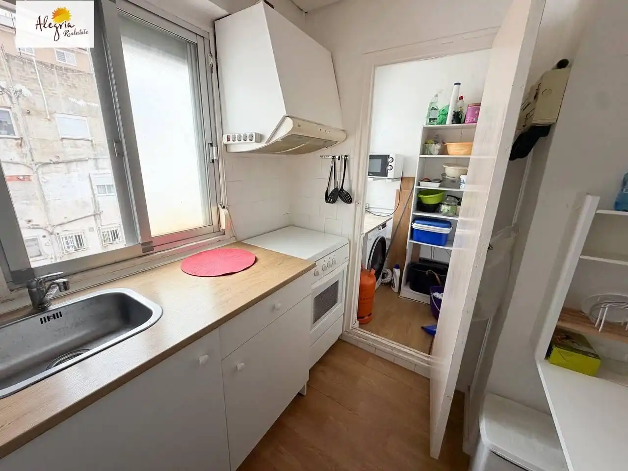 Cocina de Apartamento en venta en Manises con Aire acondicionado, Amueblado y Balcón
