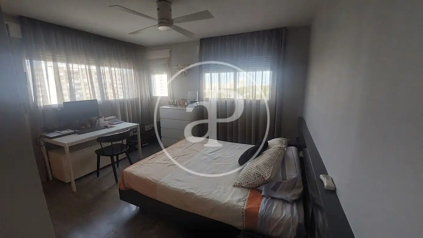 Bedroom of Flat for rent in Valencia  with Air Conditioner, Terrace and Furnished