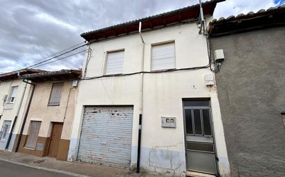 Vista exterior de Casa adosada en venda en Valencia de Don Juan