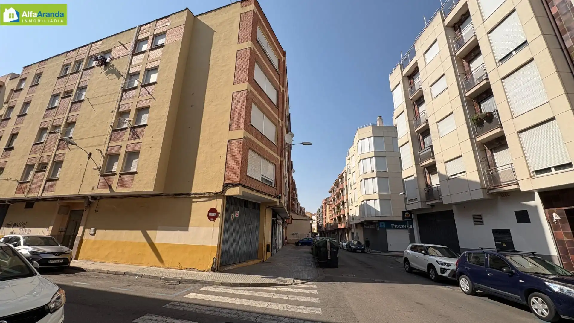 Außenansicht von Wohnung zum Verkauf in Aranda de Duero mit Heizung, Parkett und Terrasse