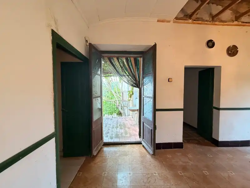 Casa o xalet en venda en Saus, Camallera i Llampaies amb Terrassa i Balcó