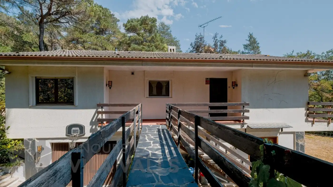 Garten von Haus oder Chalet zum Verkauf in Sant Quirze Safaja mit Privatgarten und Balkon