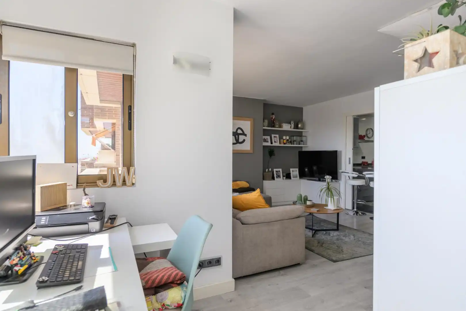 Sala de estar de Piso en venta en Esplugues de Llobregat con Calefacción y Jardín privado
