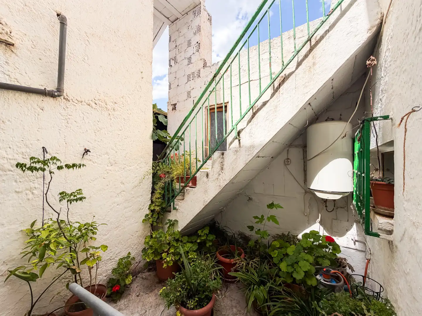 Balcony of Houses for sale in Baza  with Terrace, Furnished and Balcony