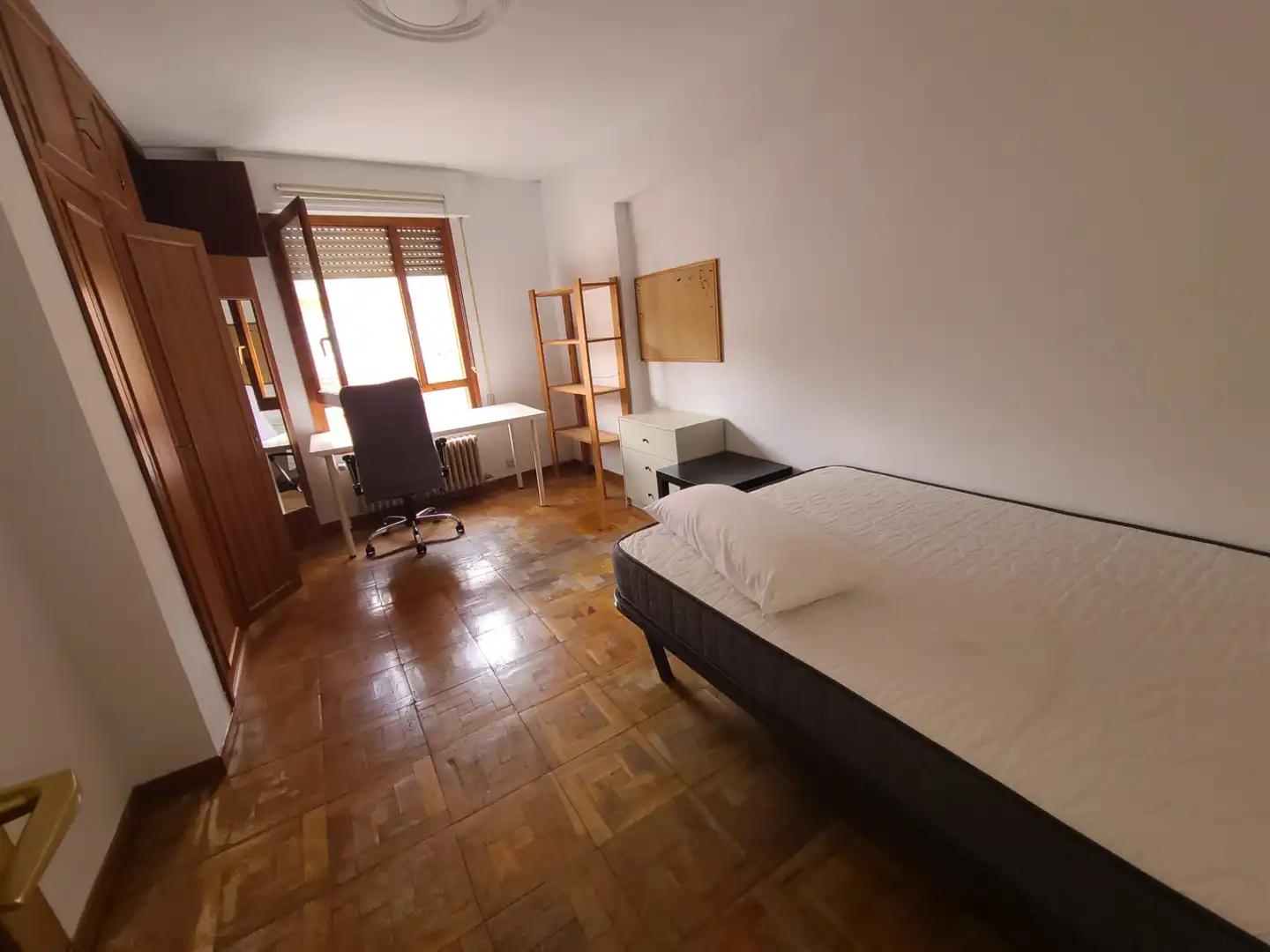 Wohnung zur Miete in Calle Rúa Oscura, Centro