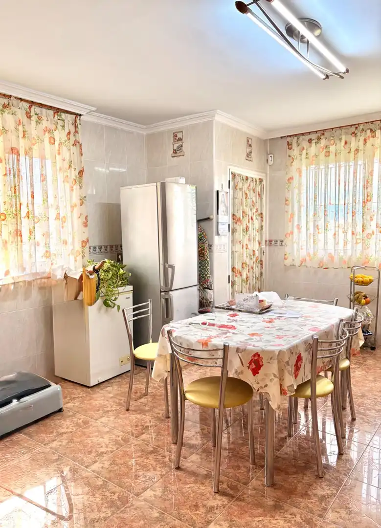 Cocina de Casa o chalet en venta en Murcia con Aire acondicionado, Jardín privado y Terraza