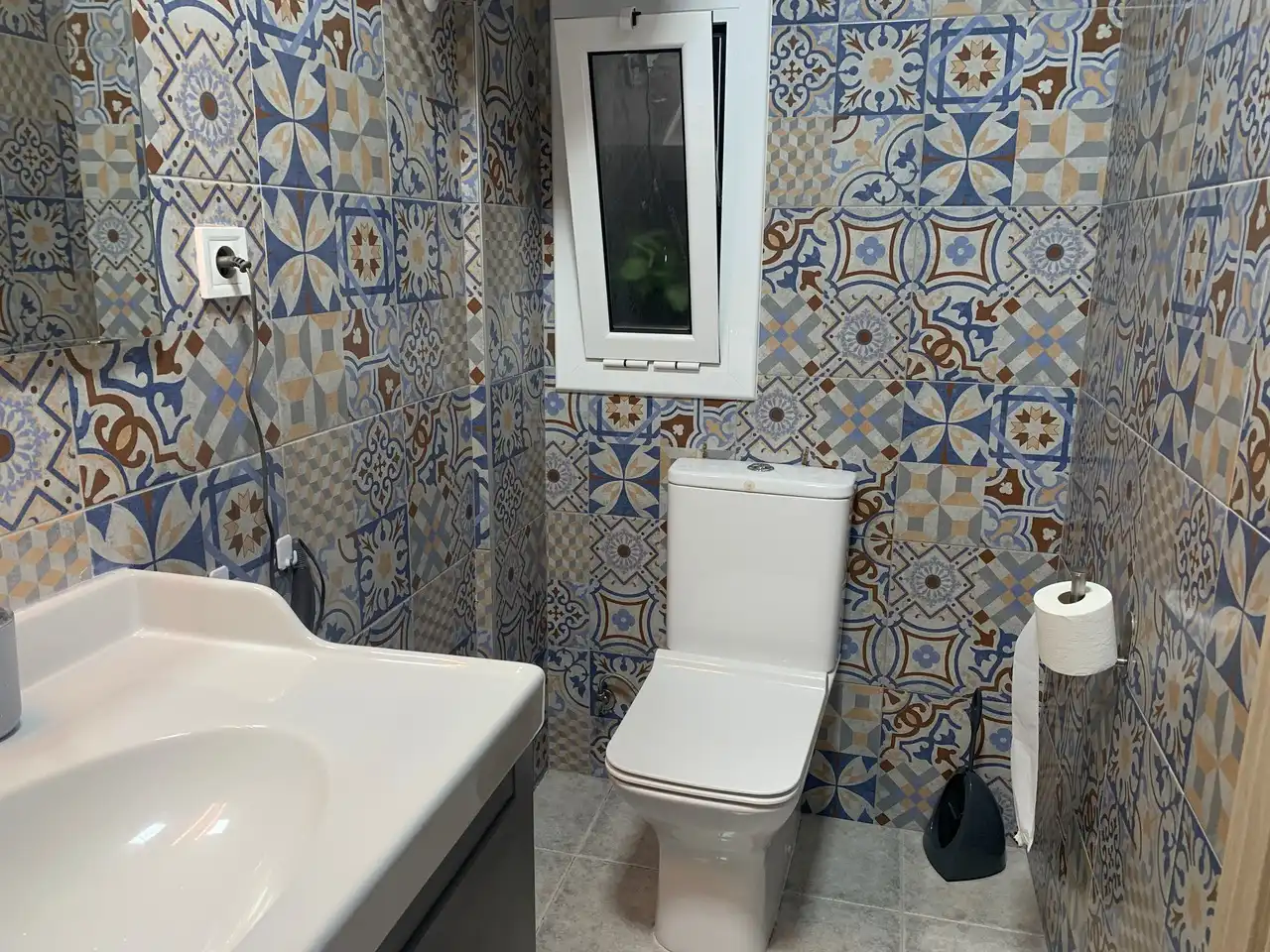 Bany de Local de lloguer en Terrassa amb Terrassa