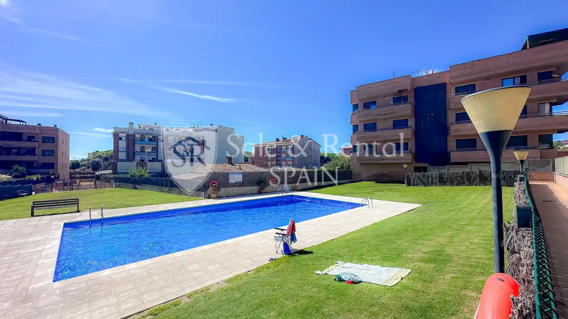 Piscina de Pis en venda en El Molí - El Rieral