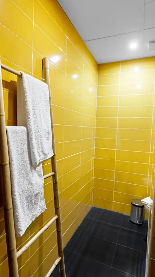Badezimmer von Dachboden zum Verkauf in Mijas mit Klimaanlage, Heizung und Terrasse