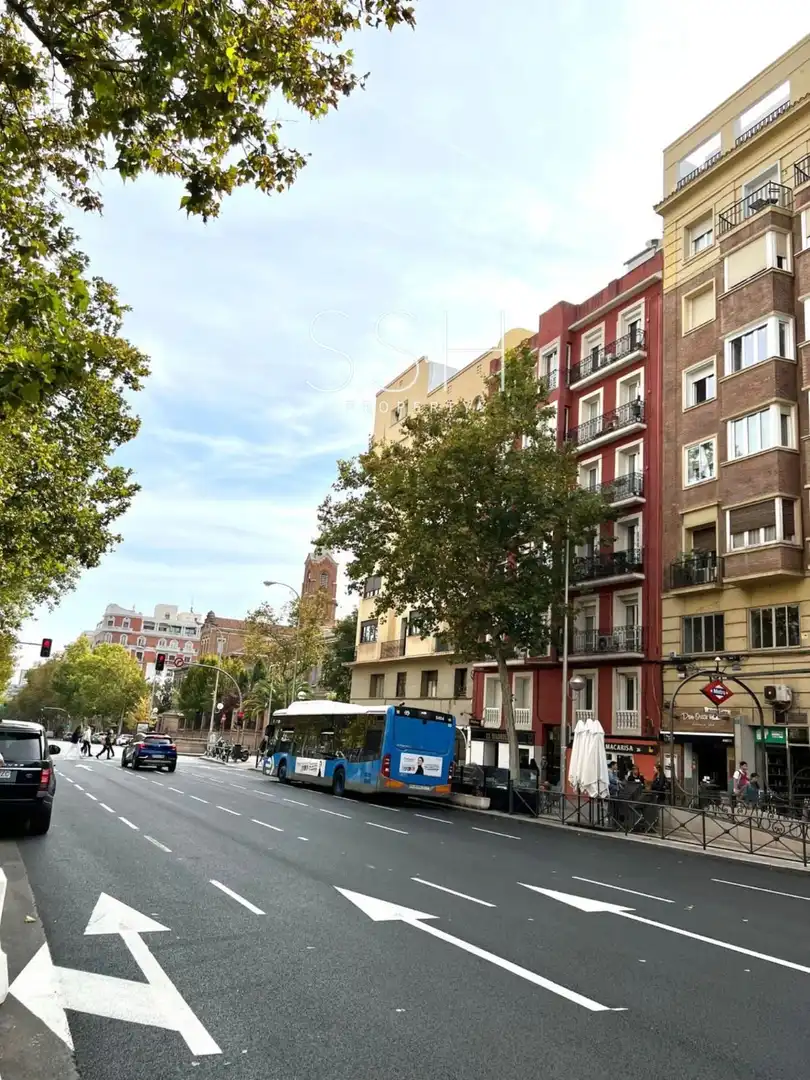 Vista exterior de Pis de lloguer en Madrid amb Aire condicionat, Calefacció i Moblat