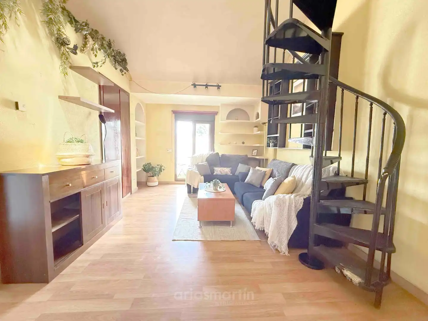 Living room of Duplexes for sale in Villamayor  with Heating, Terrace and Furnished
