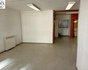 Office to rent in Girona Capital  with Air Conditioner