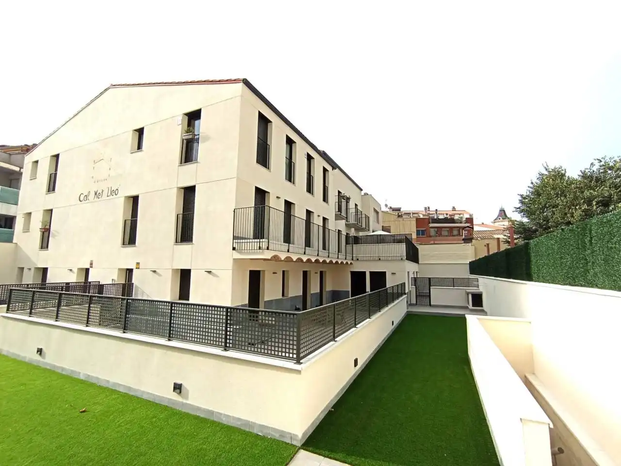 Vista exterior de Pis de lloguer en Rubí amb Aire condicionat, Parquet i Terrassa