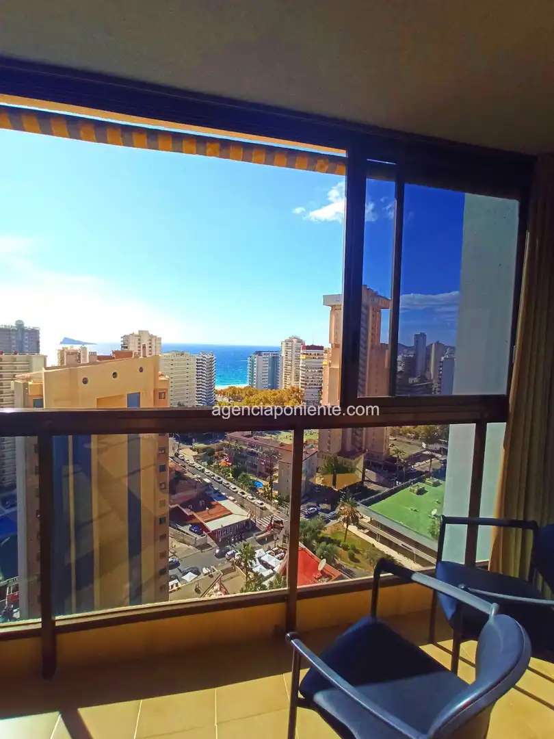 Apartment mit Terrasse zur Miete in Calle Lepanto, imagen 2