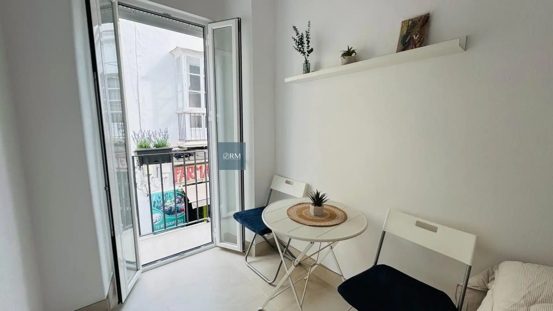 Terraza de Apartamento de alquiler en Sanlúcar de Barrameda con Aire acondicionado, Amueblado y Balcón