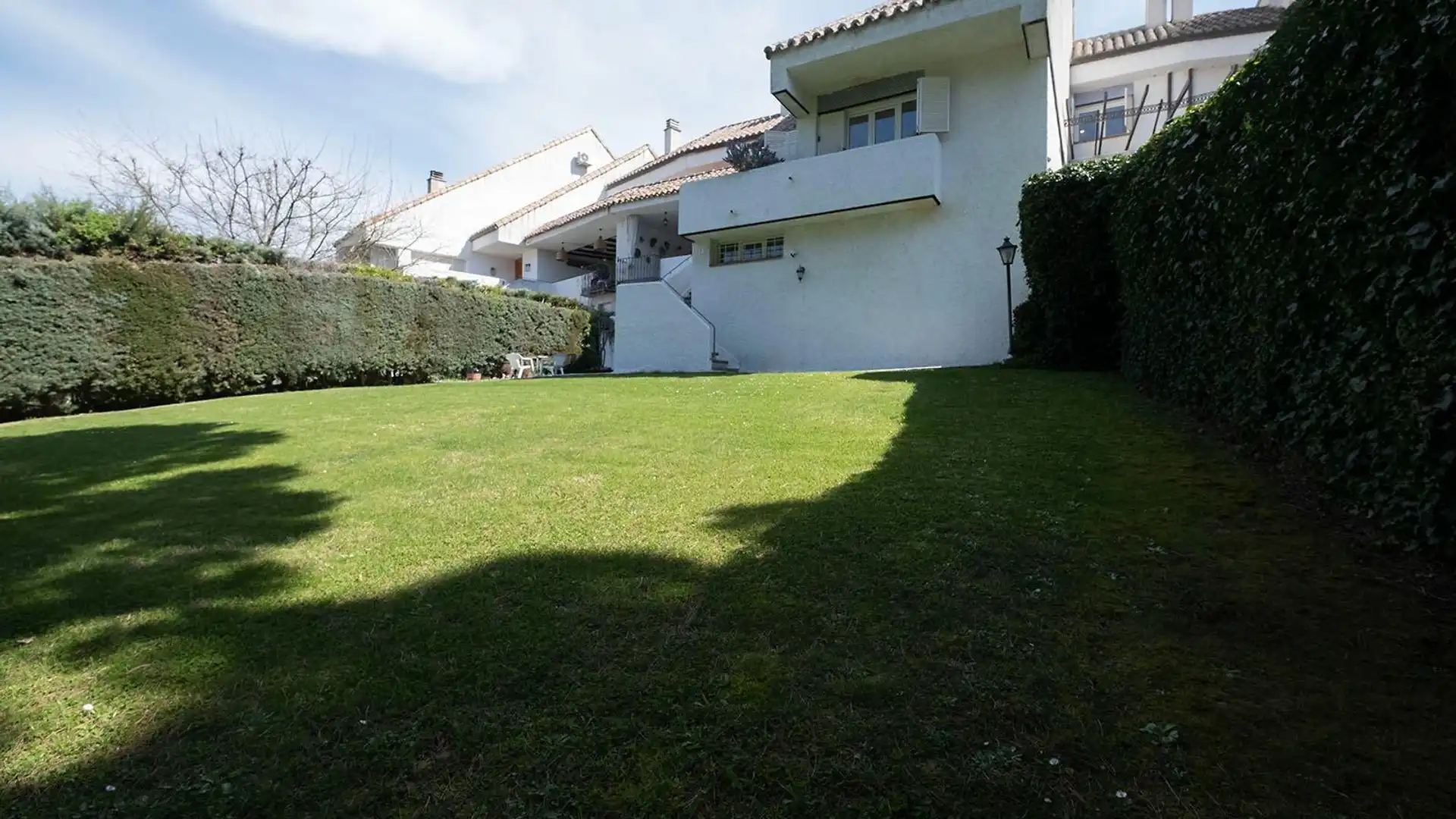 Jardín de Casa adosada en venta en Las Rozas de Madrid con Aire acondicionado, Calefacción y Jardín privado