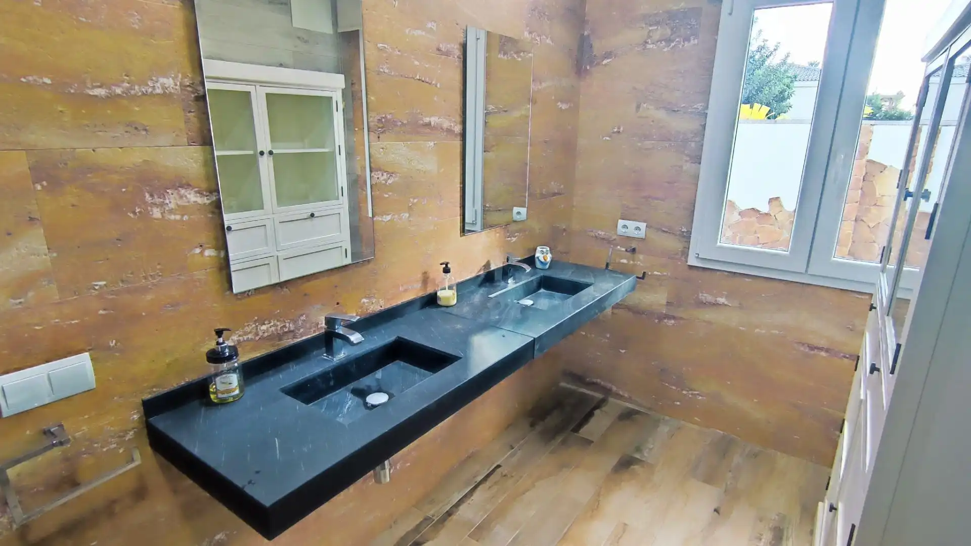 Baño de Casa o chalet en venta en Mutxamel con Aire acondicionado, Calefacción y Jardín privado