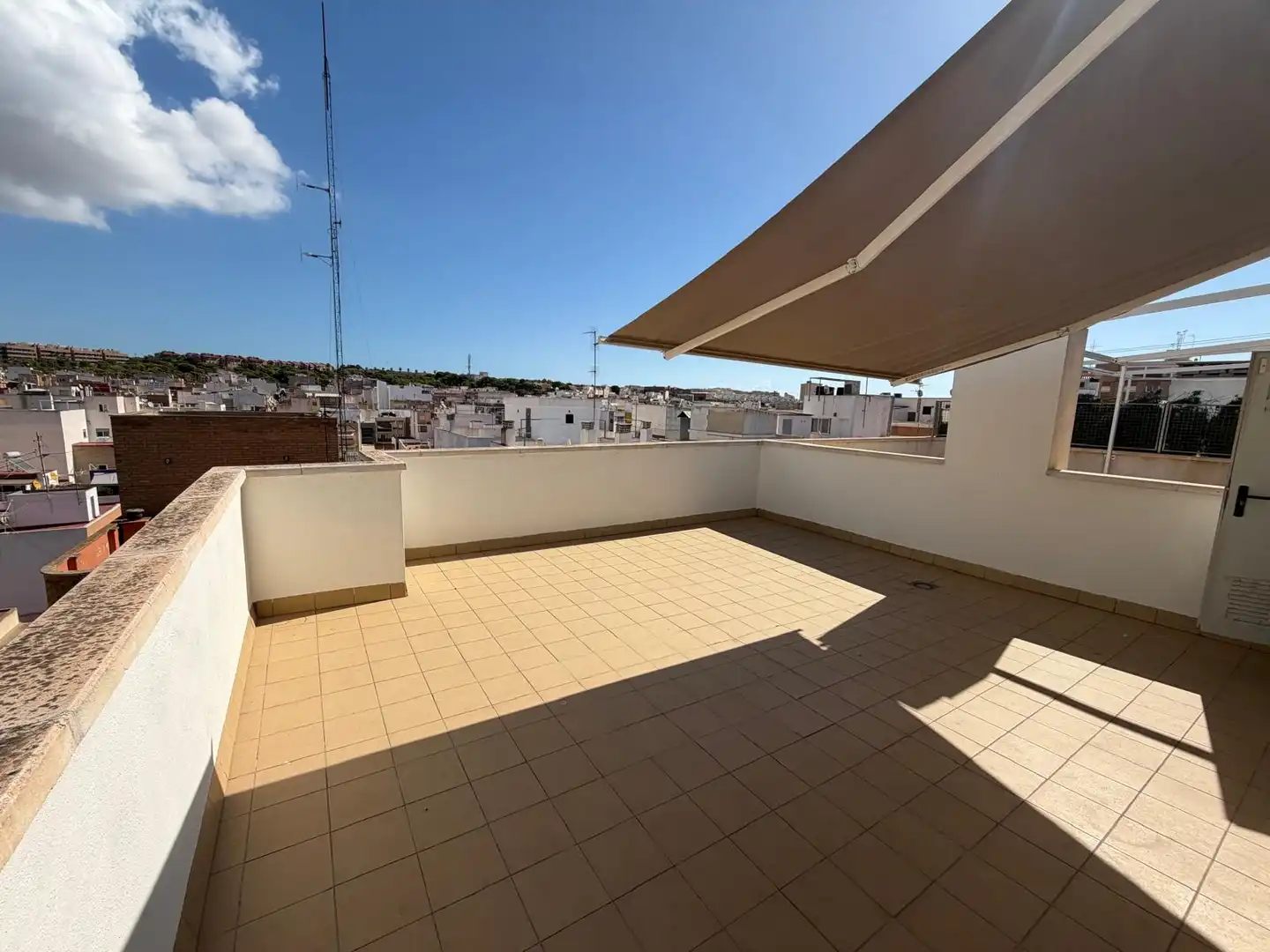 Penthouse mit Terrasse zum Verkauf in Carrer Santa Isabel 30