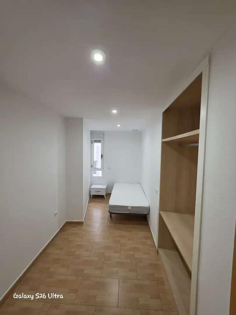 Habitación de Piso de alquiler en Rojales con Terraza y Amueblado
