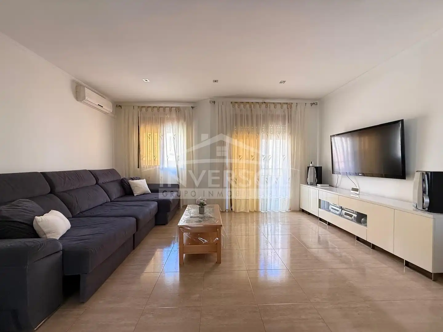 Sala d'estar de Casa adosada en venda en El Ejido amb Aire condicionat, Calefacció i Terrassa
