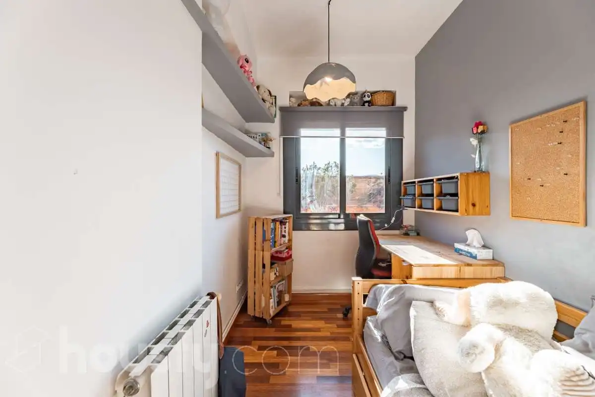 Dormitori de Àtic en venda en Barcelona amb Aire condicionat, Calefacció i Parquet