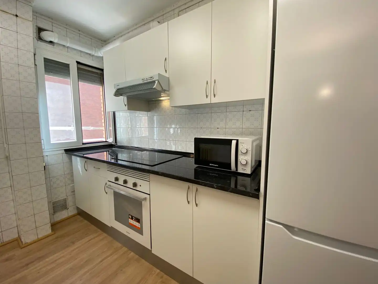Room in Calle de Francia, 8, Centro