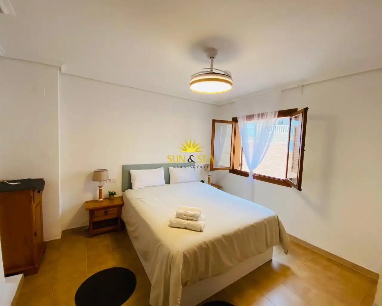 Dormitori de Casa o xalet de lloguer en Torrevieja amb Aire condicionat, Calefacció i Forn