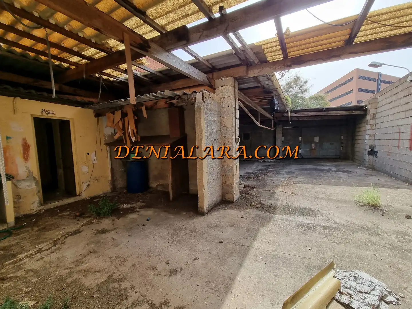 Industrial buildings for sale in Dénia