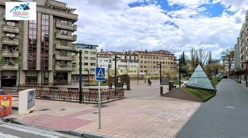 Foto 3 de Piso en venta en Calle Azorin, Los Vadillos - R. Sanitaria - Pozanos, Burgos Capital