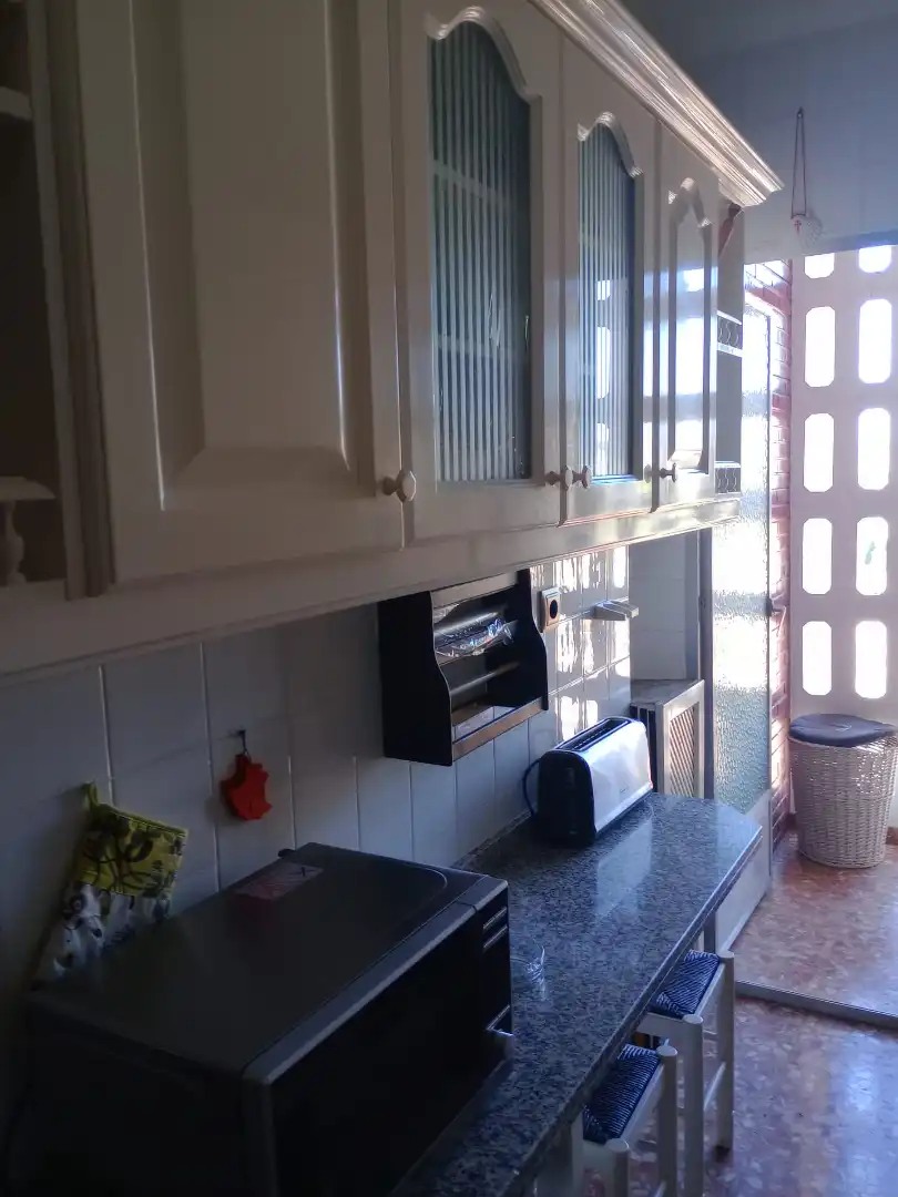 Cocina de Piso para compartir en Granada con Calefacción, Amueblado y Horno